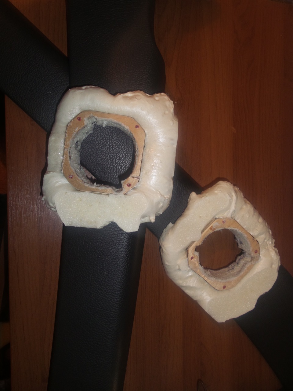 Громкий фронт, часть 2. — Lada Приора хэтчбек, 1,6 л, 2011 года ...