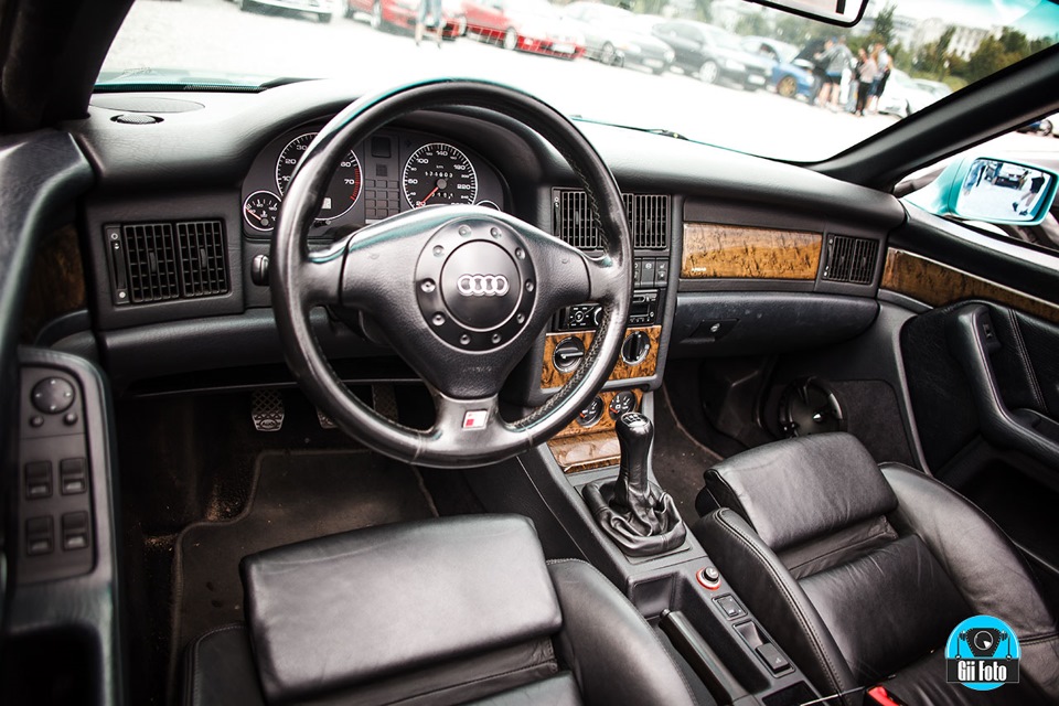 Vogelaugenahorn в Audi Cabriolet — Audi Cabriolet (B4)