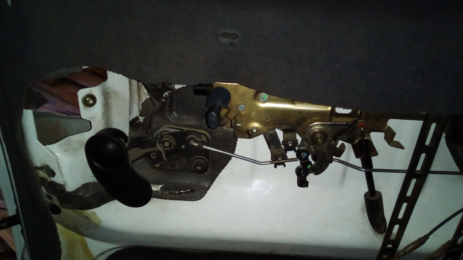 Замена ручки двери портер 1