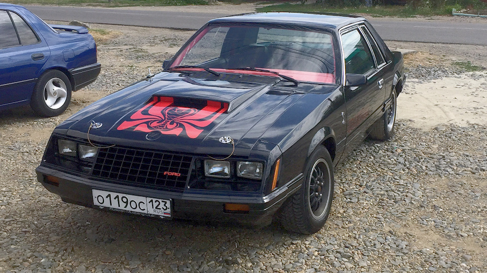 Ford Mustang дикая кобра v8 4.6 32V
