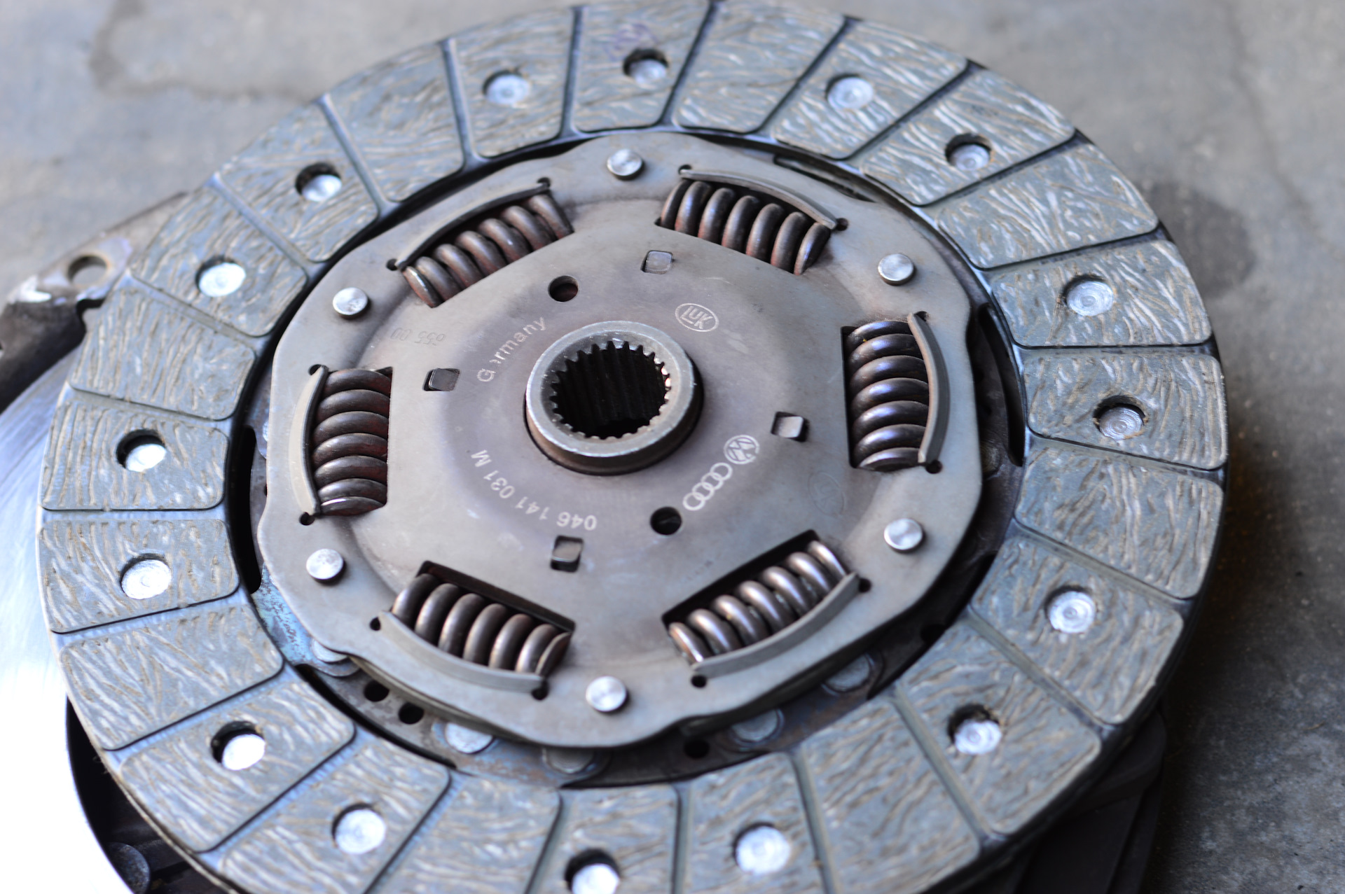 Корзина сцепления уаз 409 патриот. Размеры сцепления нива шевроле 2009 года. Сцепление пежо фото. Сцепление шкода тур 1. Сцепление берет.