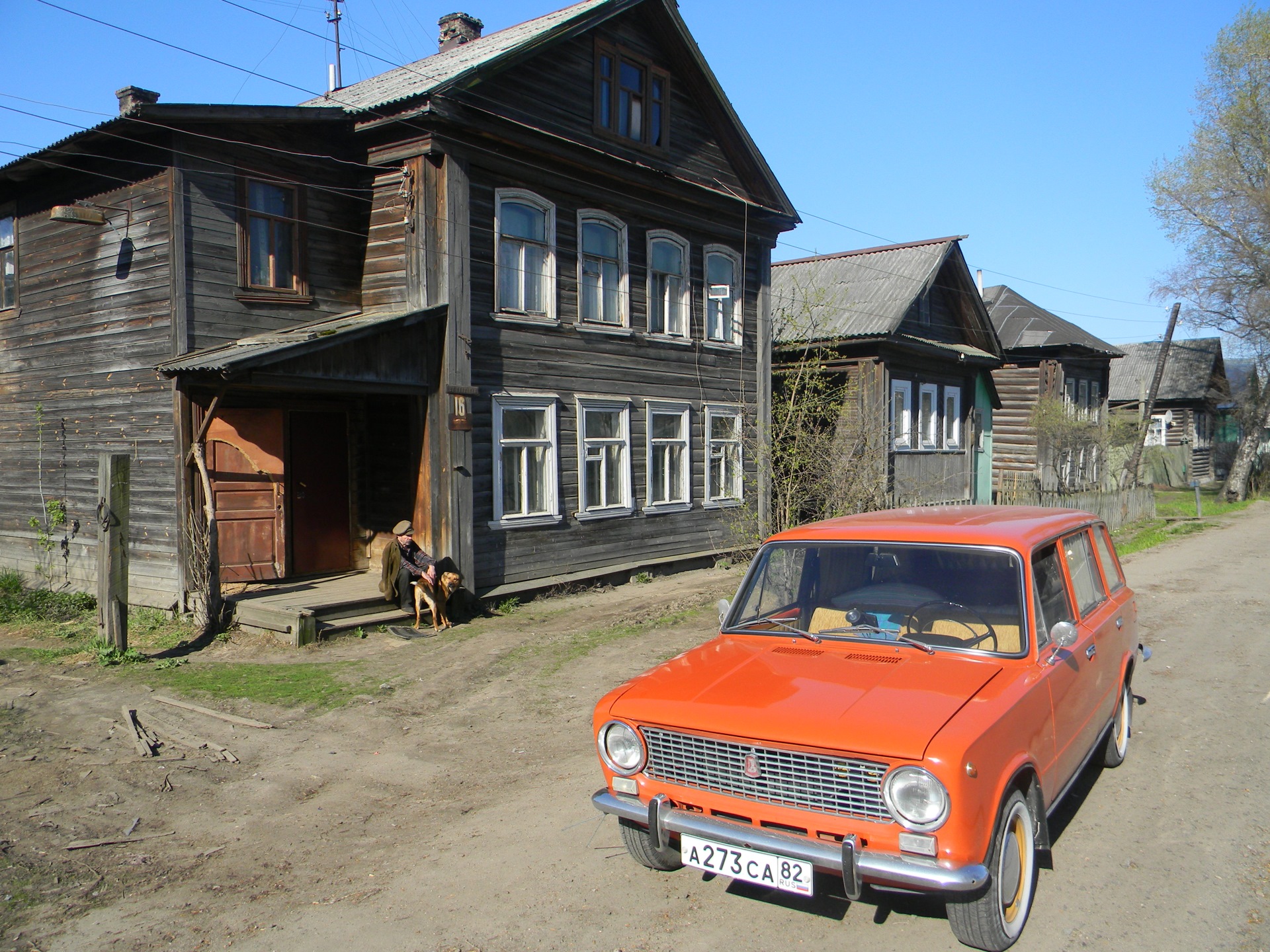 Дорога домой (глава 1215) Красная площадь и тот самый подъезд. — Lada  21023, 1,2 л, 1978 года | путешествие | DRIVE2