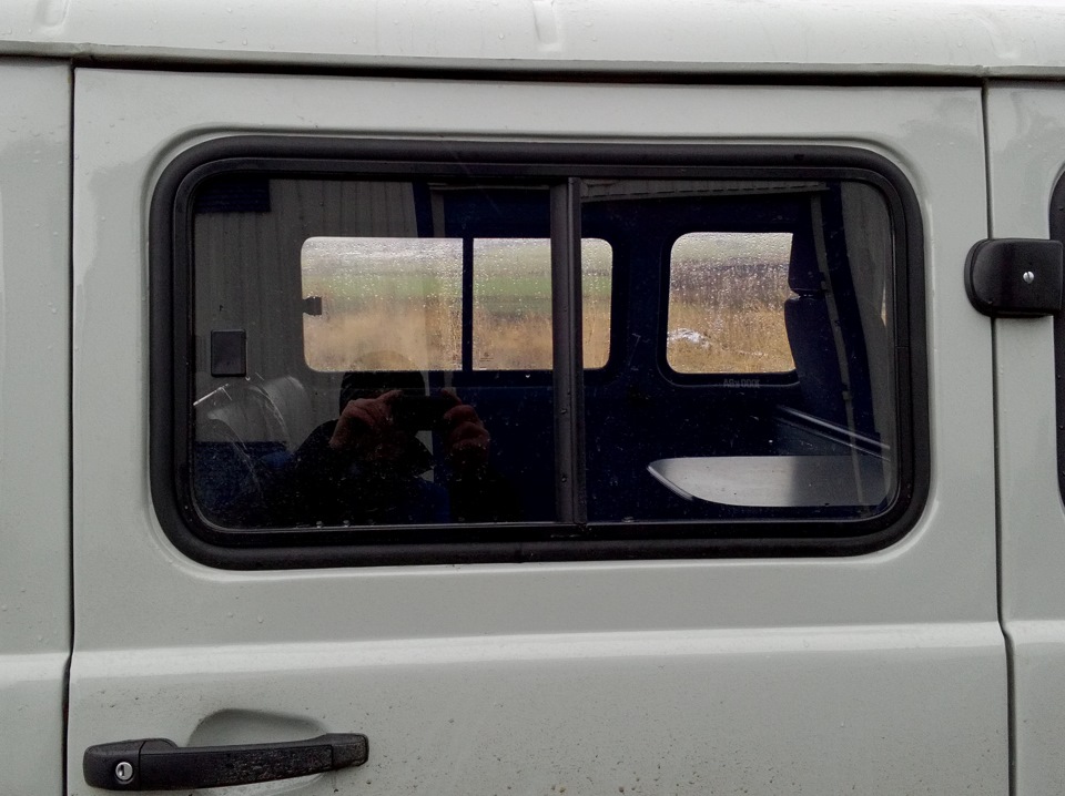 Установка сдвижных окон салона. — УАЗ 3909, 2,7 л, 2015 года | тюнинг ...