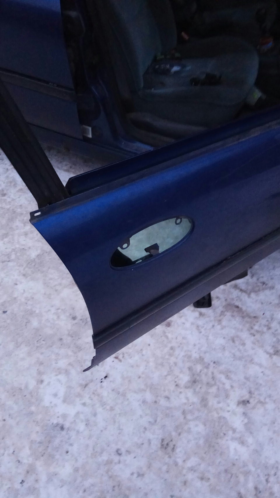 Замена моторчика центрального замка — Renault Laguna I, 2 л, 1996 года ...