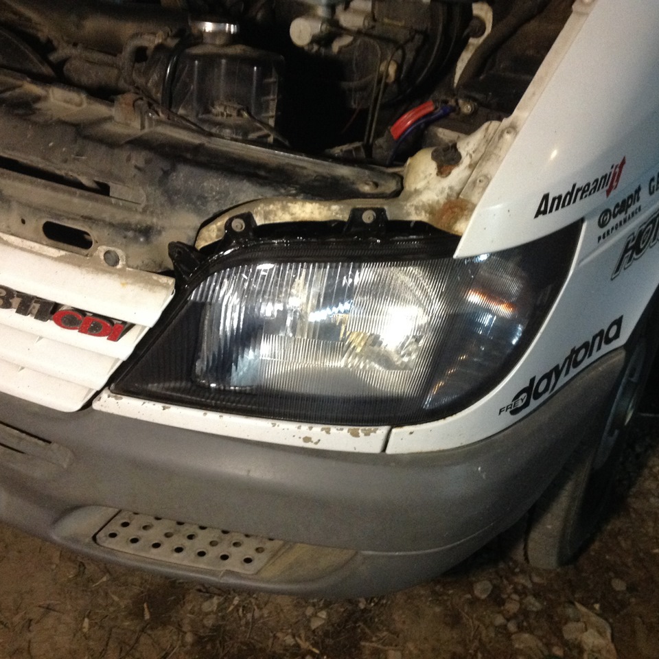 ч0ткие фары — Mercedes-Benz Sprinter (1G), 2,2 л, 2002 года | тюнинг ...