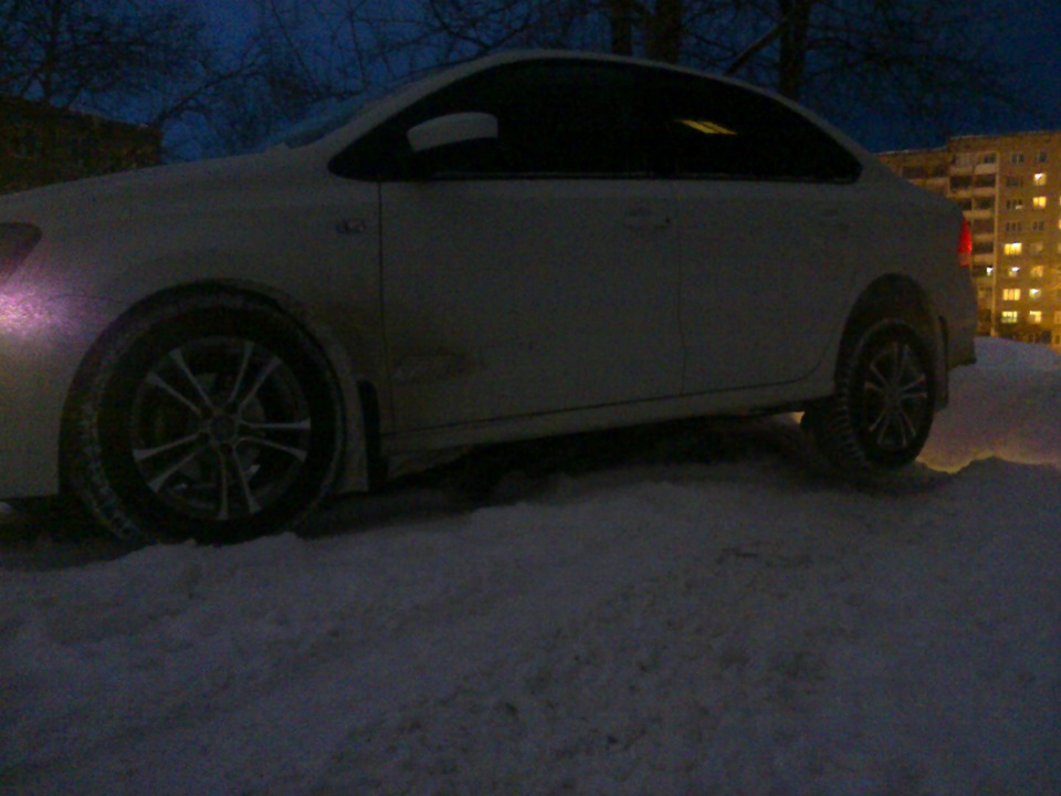 диагональное вывешивание — Volkswagen Polo Sedan, 1,6 л, 2013 года ...