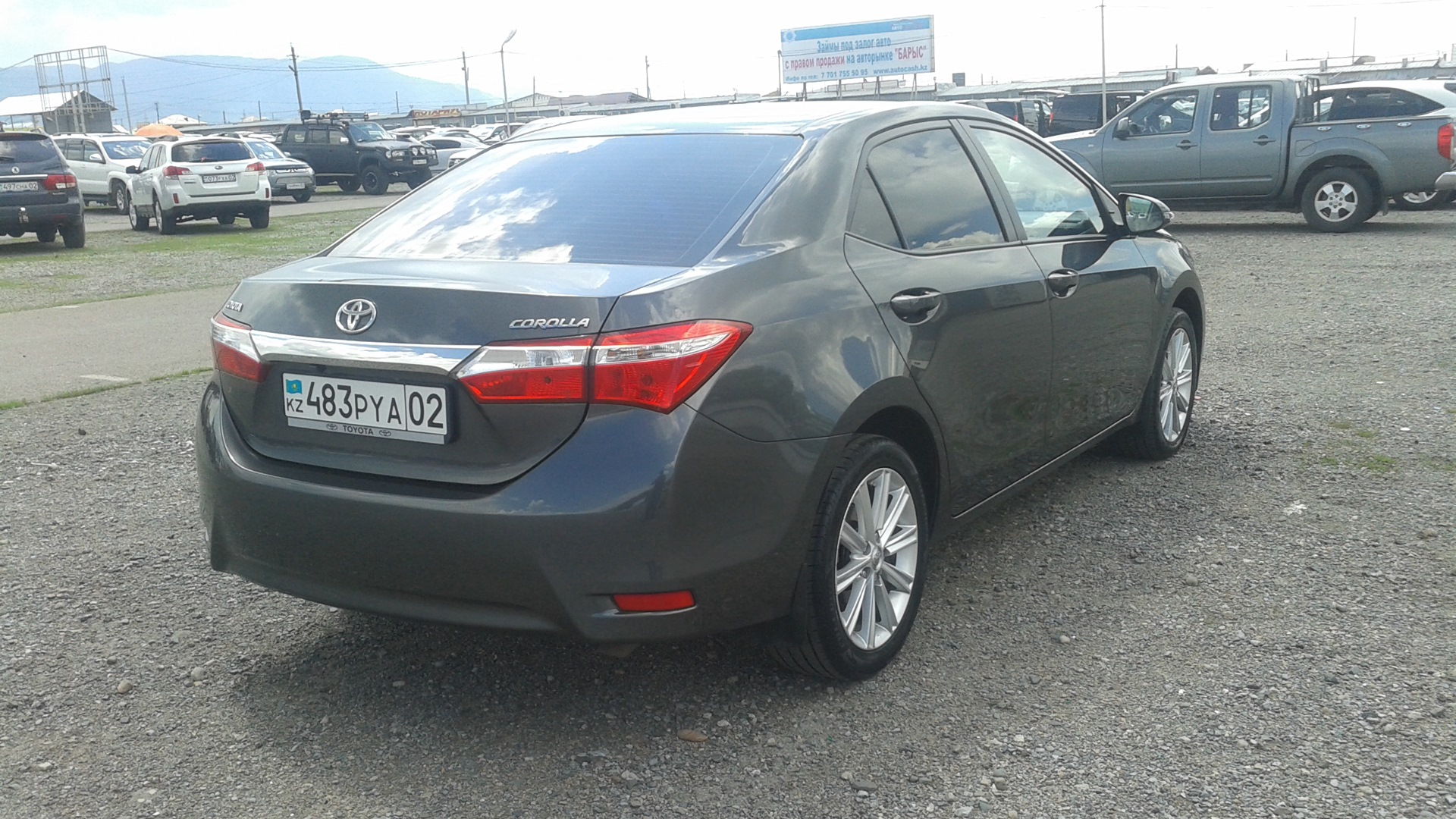 Toyota Corolla (160) 1.6 бензиновый 2014 | Красивая на DRIVE2