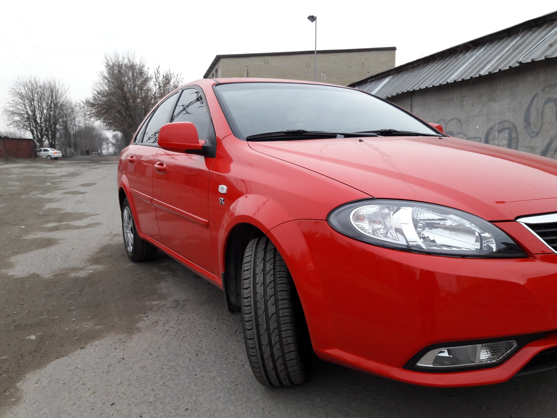 Daewoo Gentra 2014 Red