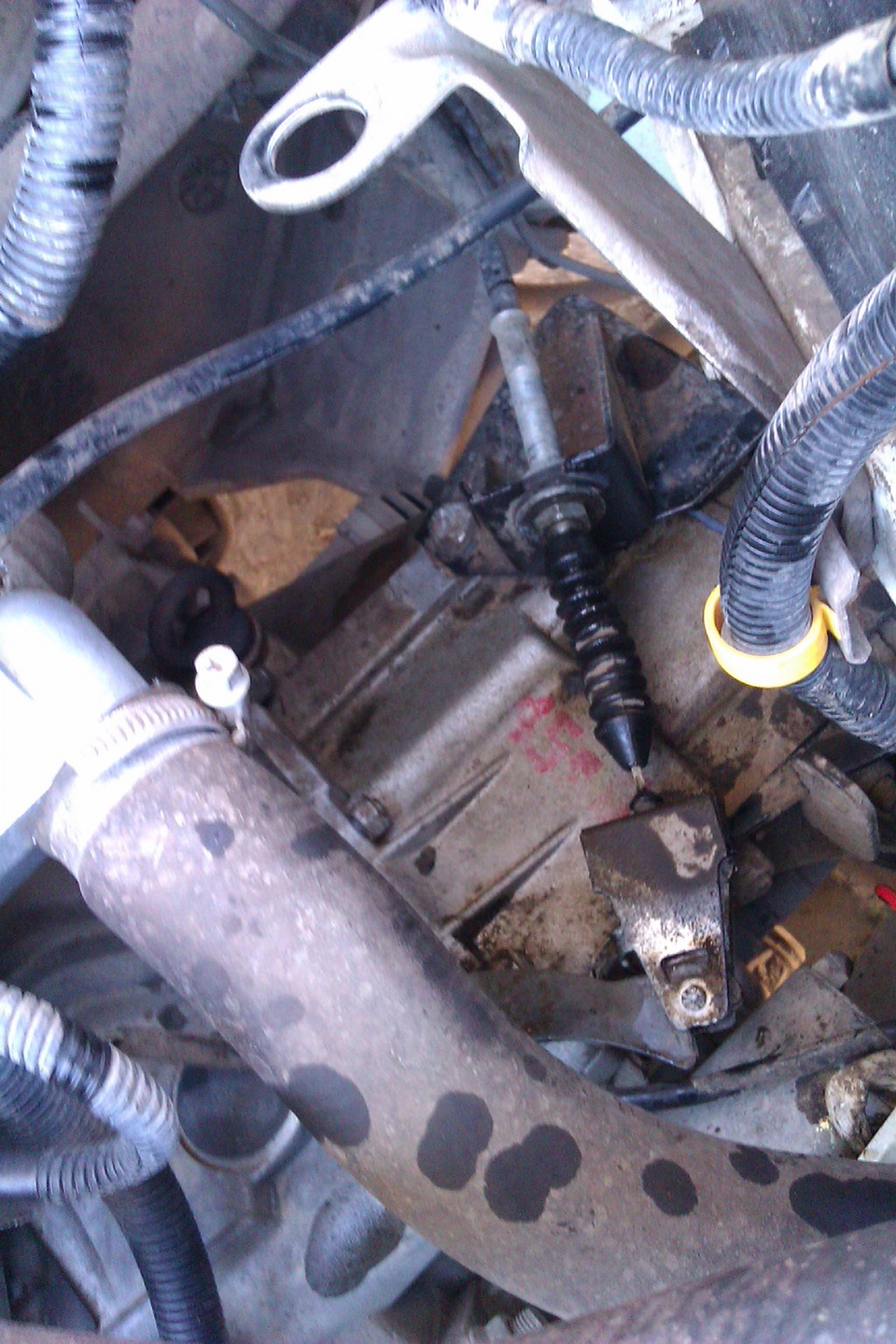 Смазали на выходных трос сцепления и тягу!.. — Lada 2114, 1,6 л, 2011 ...