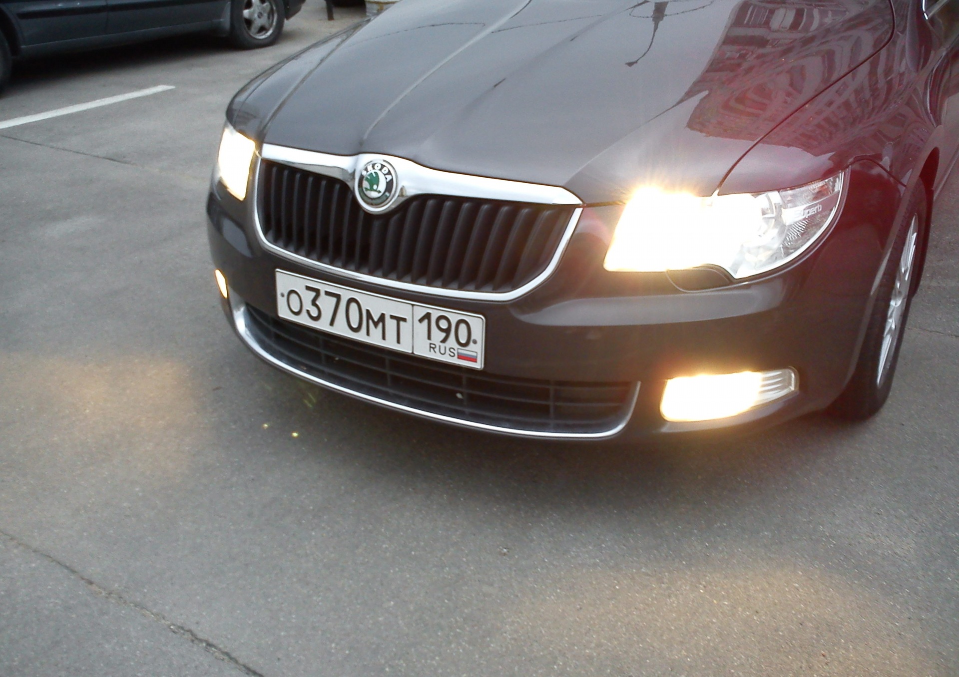 h8 to h11 — Skoda Superb Mk2, 1,8 л, 2009 года | запчасти | DRIVE2