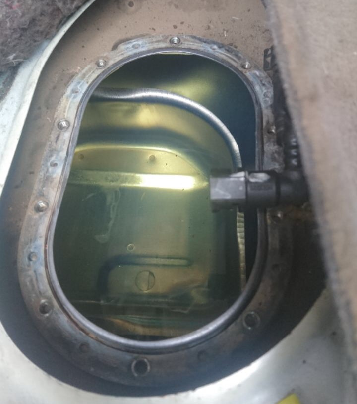 Перенос топливного фильтра под капот EZ 30 — Subaru Lancaster (BH), 3 л ...