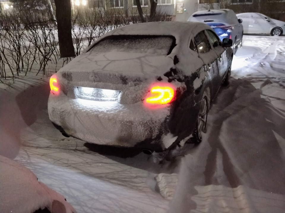 Заснеженый финик) — Infiniti M (3G)