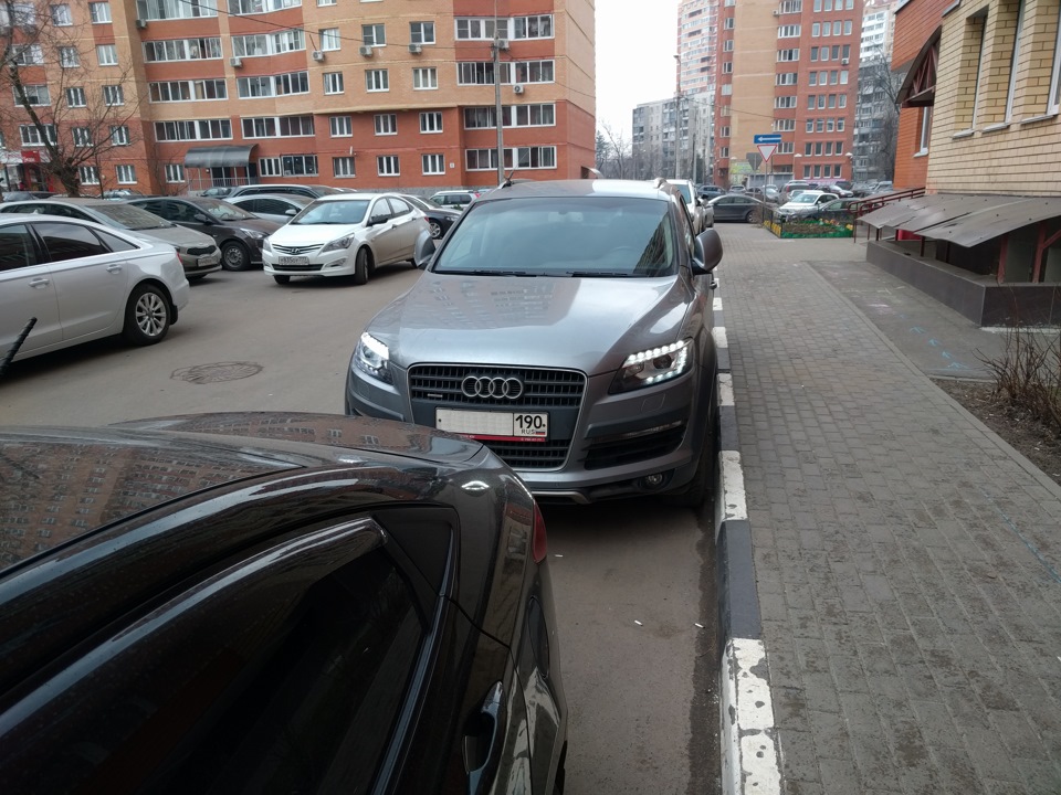 Фото в бортжурнале Audi Q7 (1G)