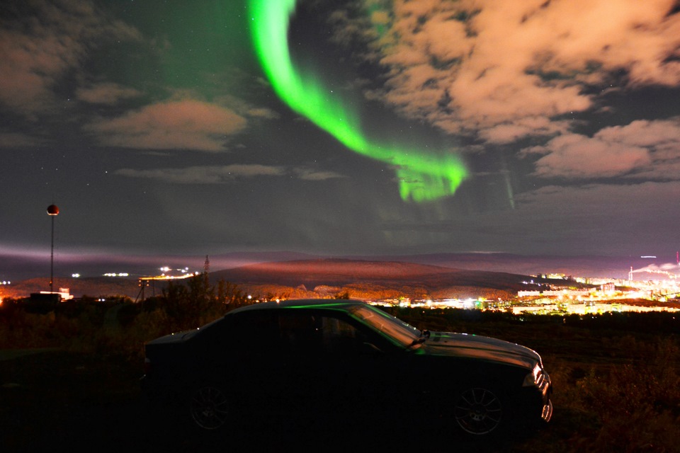 Мурманск. Ночь. Северное сияние. — BMW 3 series Coupe (E36), 2,8 л ...