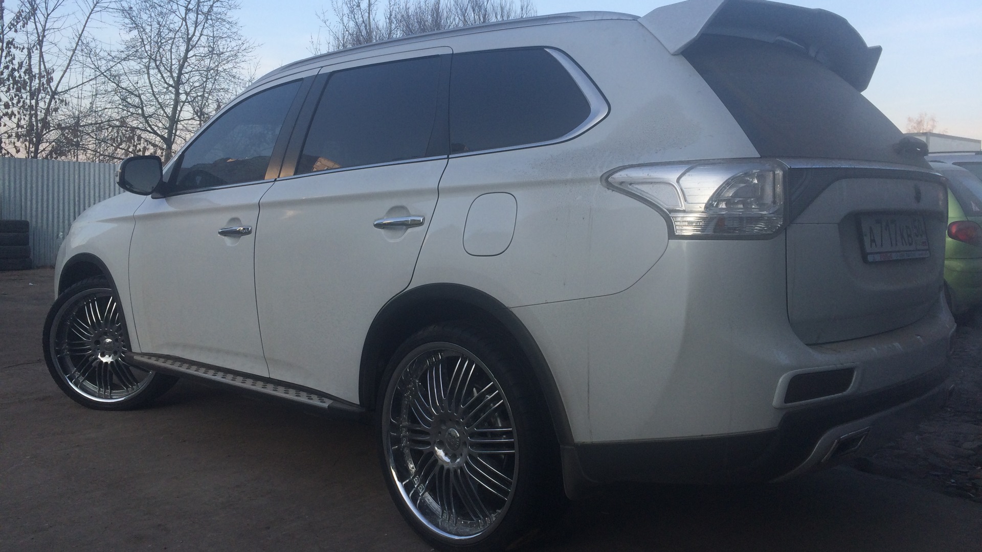 Mitsubishi Outlander (3G) 3.0 бензиновый 2014 | luxury на DRIVE2