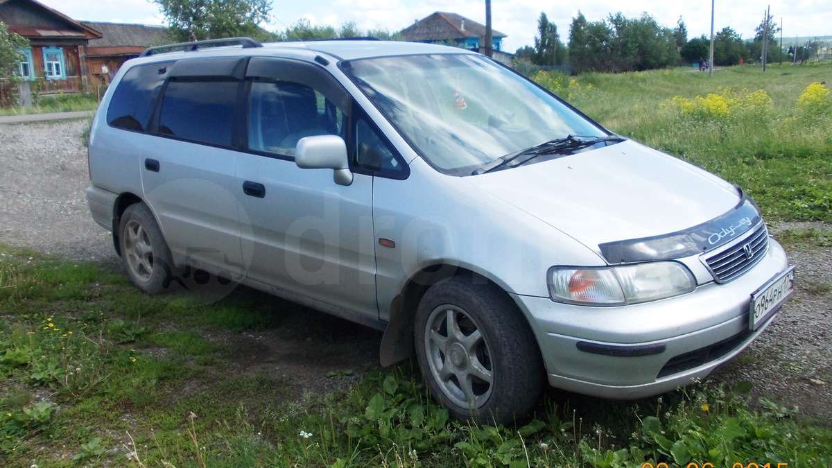 Хонда одиссей 1995. Honda odyssey ra3 телевизор. Хонда одиссей синий 1996. Хонда одиссей полный привод. Honda odyssey 2000.