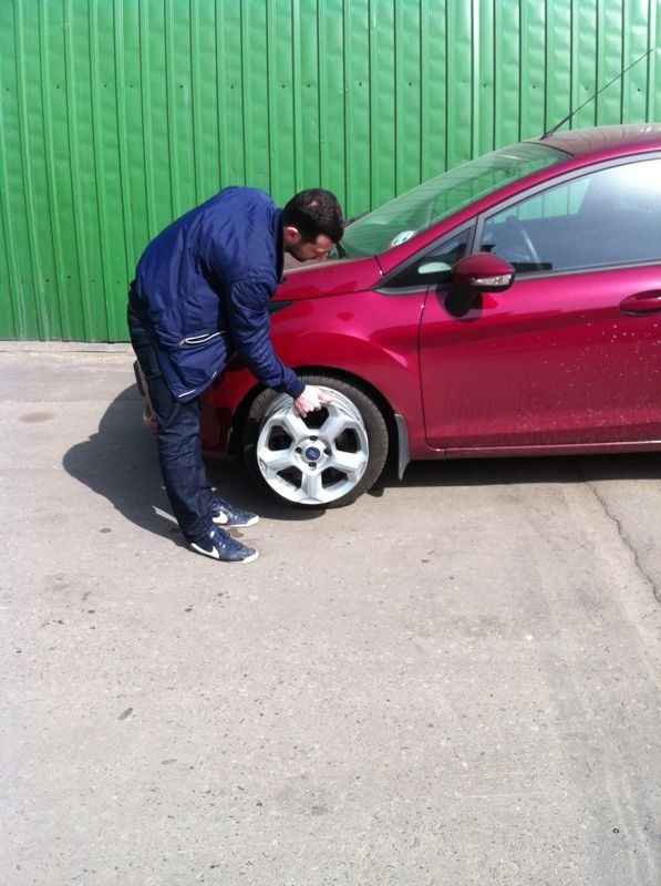 Диски — Ford Fiesta (Mk VI), 1,4 л, 2011 года | колёсные диски | DRIVE2