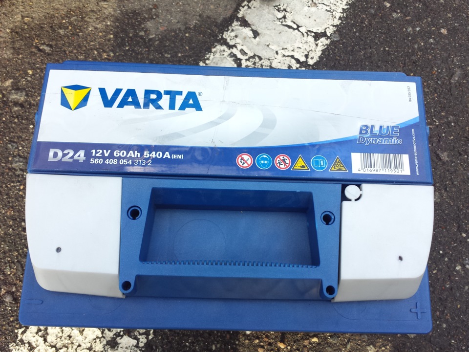 Varta d24. Varta 12v l2 450a 60ah. Варта d24 подделка. Varta d24 12v 60ah 540a расшифровка года выпуска.