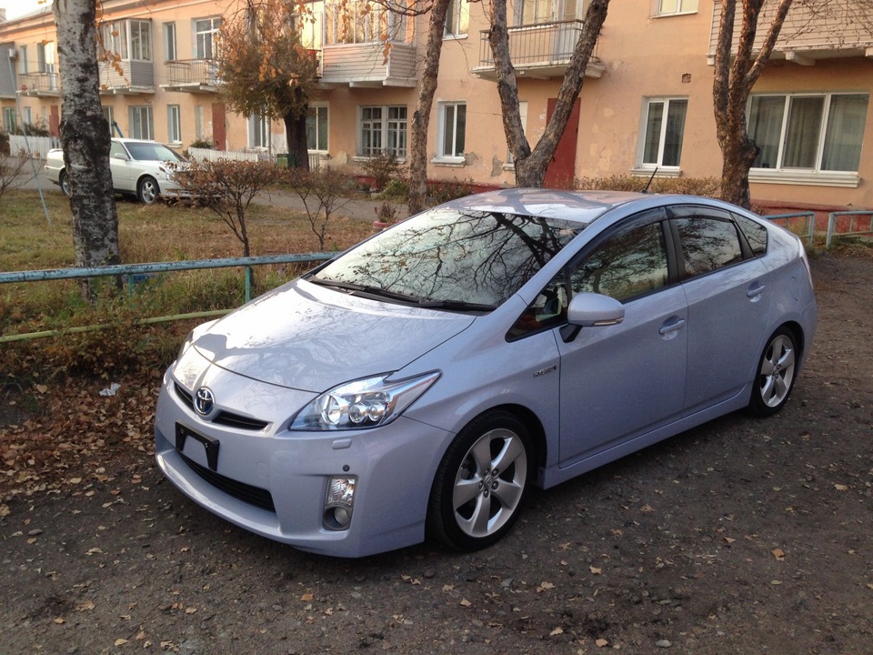 Занижение — Toyota Prius (30), 1,8 л, 2009 года | тюнинг | DRIVE2