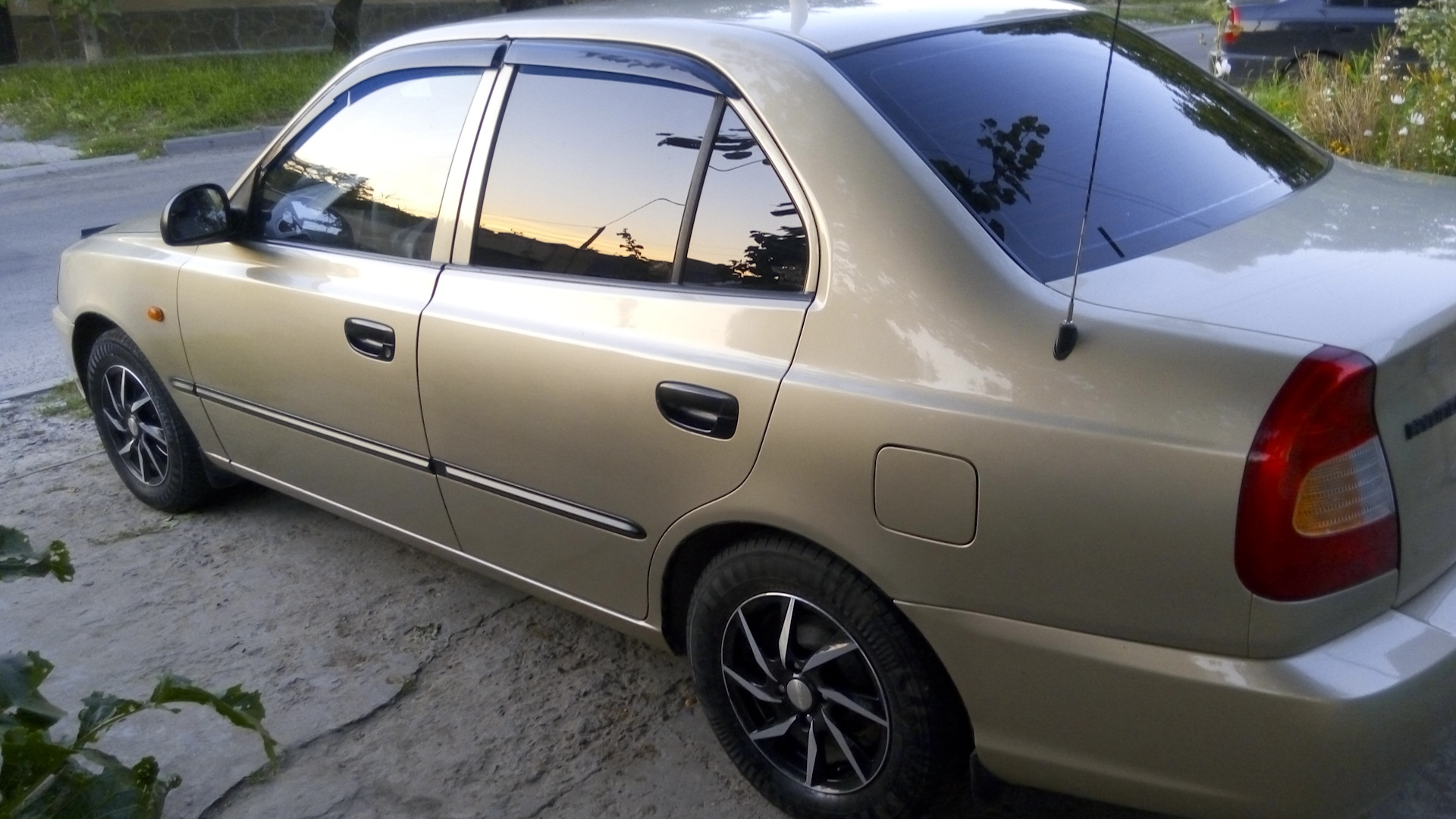 Продажа Hyundai Accent (2G) 2006 (бензин, МКПП) — с историей обслуживания —  DRIVE2.RU