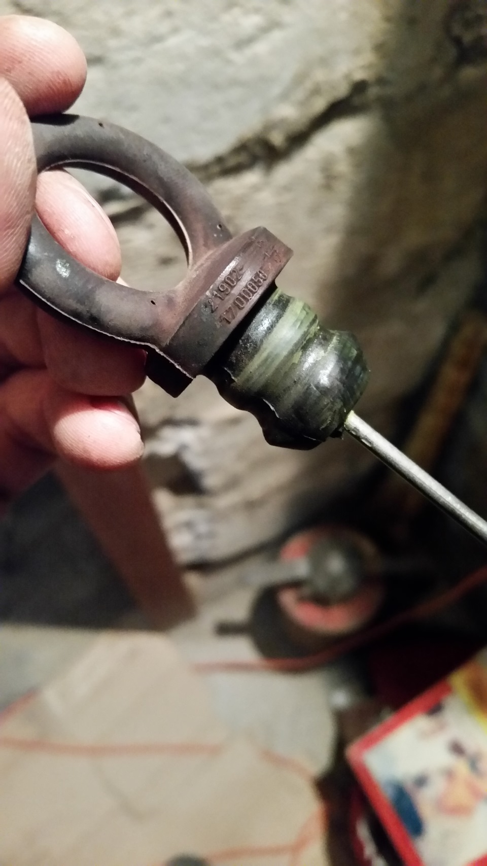 Какое масло залито в АКПП — Lada Гранта лифтбек, 1,6 л, 2014 года ...