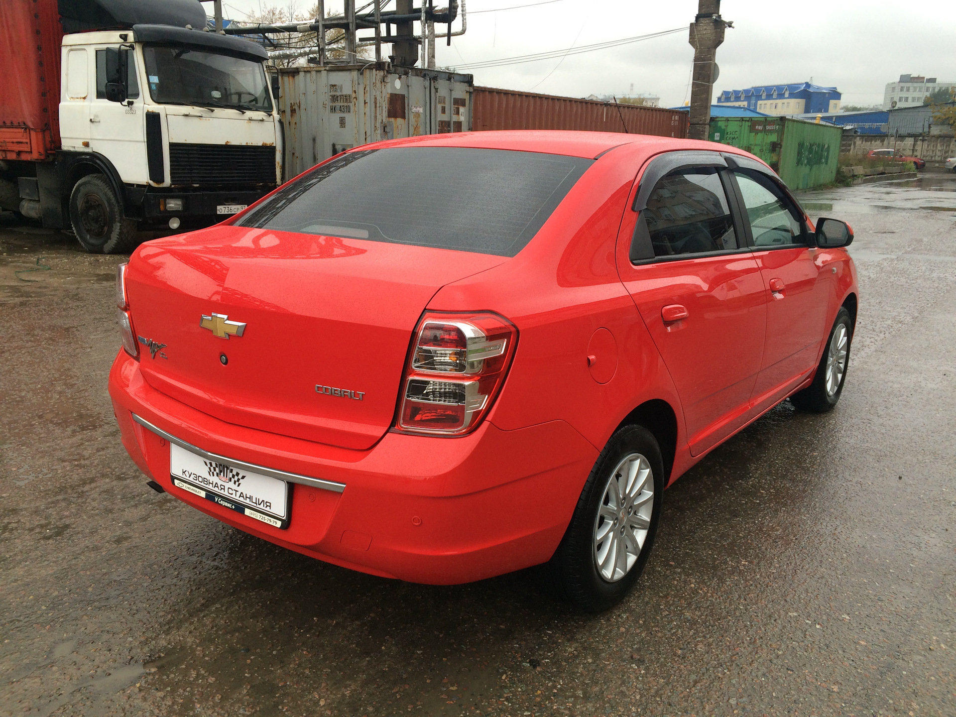 Chevrolet Cobalt красный 2021