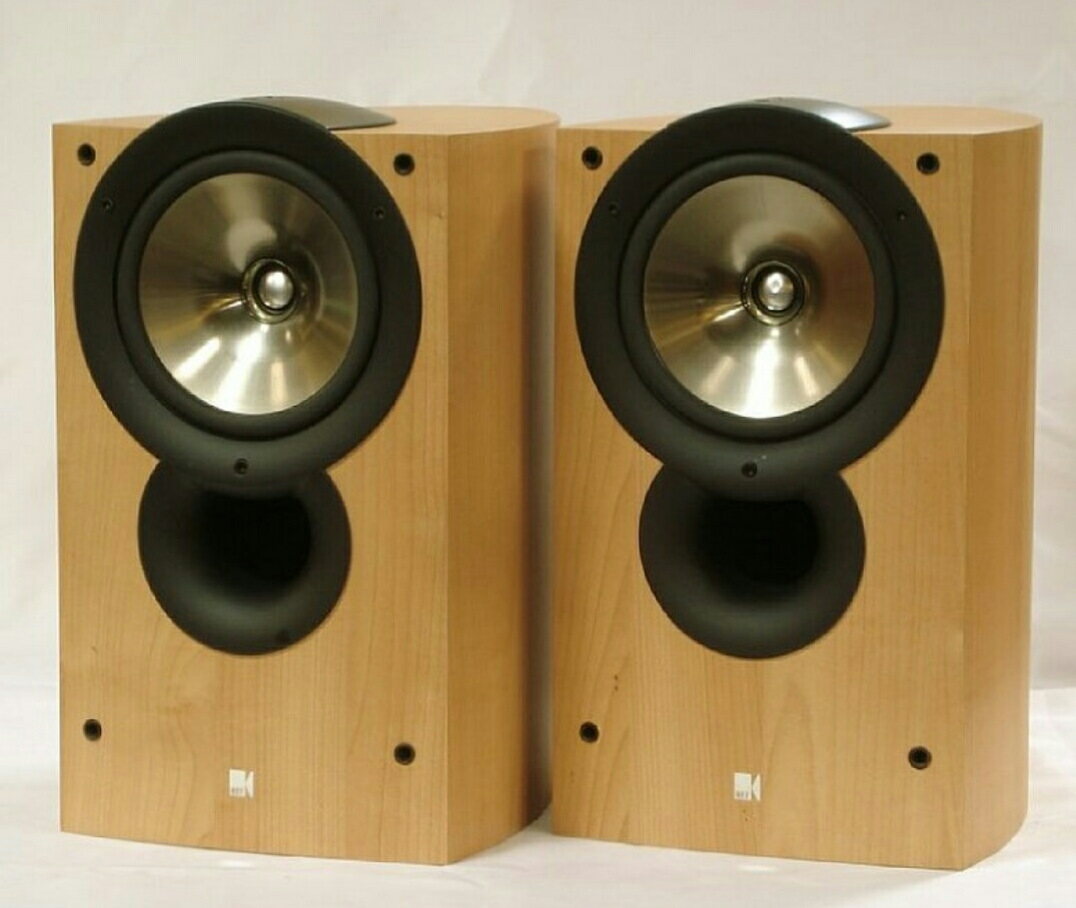 Kef q sale 3