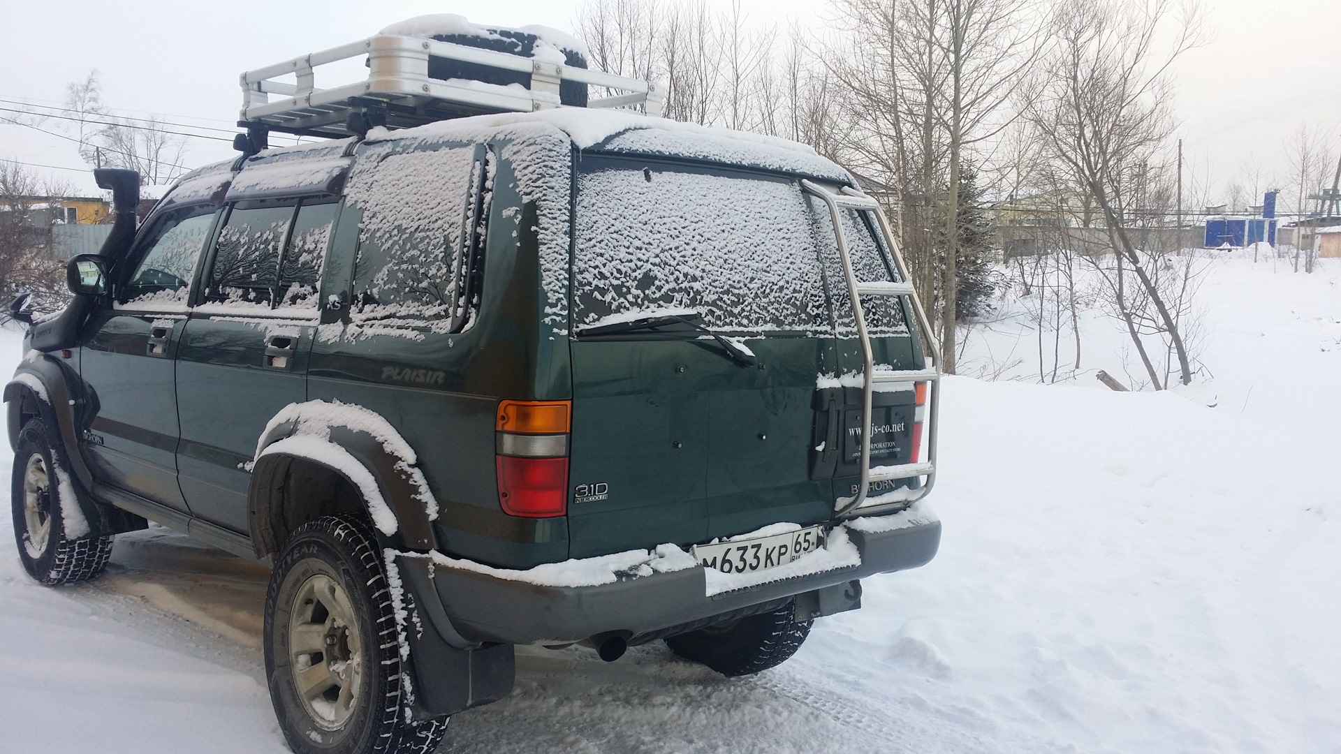 Исузу бигхорн штатный багажник. Багажник на крышу исузу бигхорн. Багажник бигхорн. Багажник исузу бигхорн. Багажник бигхорн.