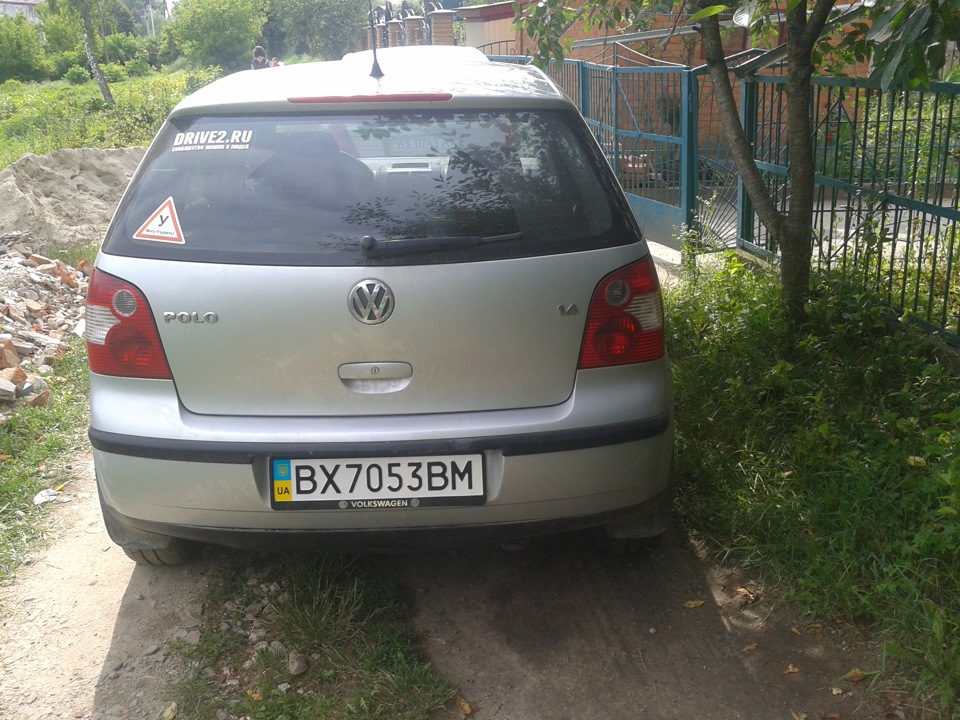 сделали дубликат номера — Volkswagen Polo Hatchback Mk4, 1,4 л, 2003 ...