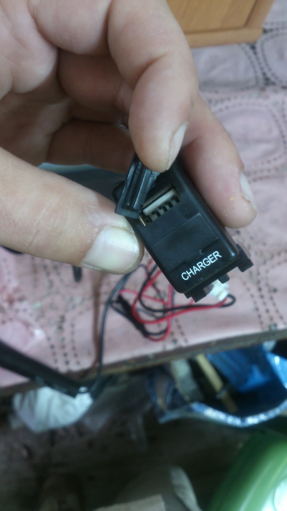 Новая заглушка с функционалом. — Nissan X-Trail II (t31)