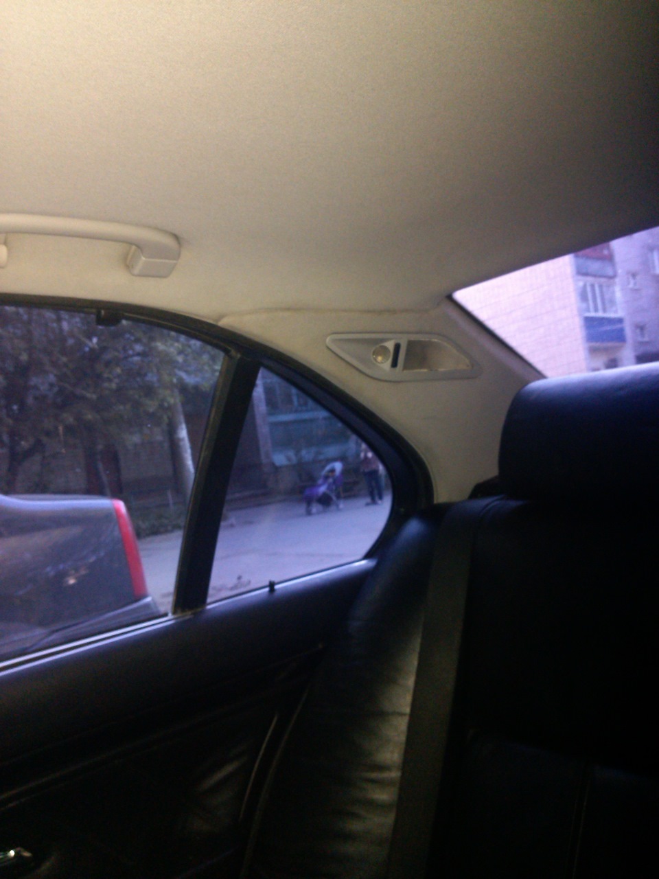 Замена солнцезащитного козырька и блоков розжига ксенона — BMW 5 series ...