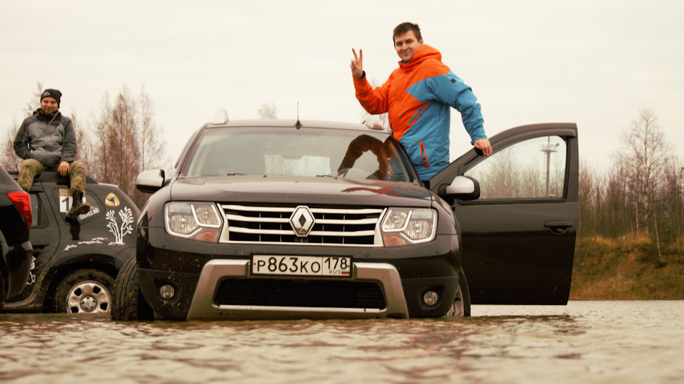 Видео замены датчика парковки (парктроника) — Renault Duster (1G), 2 л ...