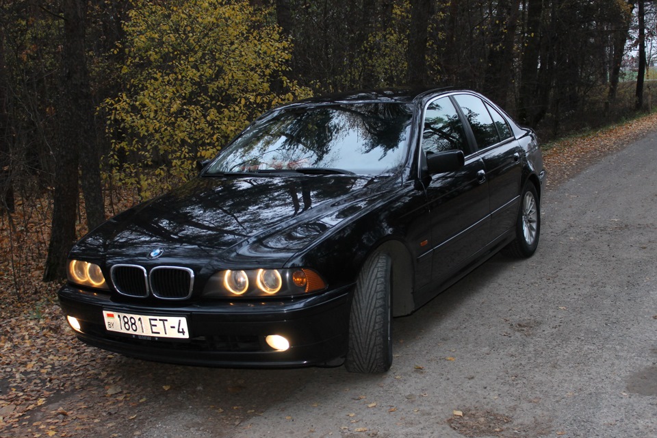 Bmw 2000 года. BMW 5 2000. БМВ 5 2000. БМВ 5 2000г. BMW 5 2000 года.