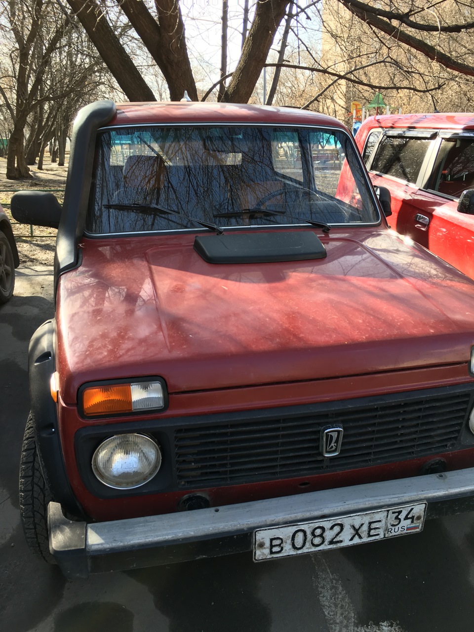 Установка плавника и накладки на капот АПС — Lada 4x4 3D, 1,7 л, 1999 ...