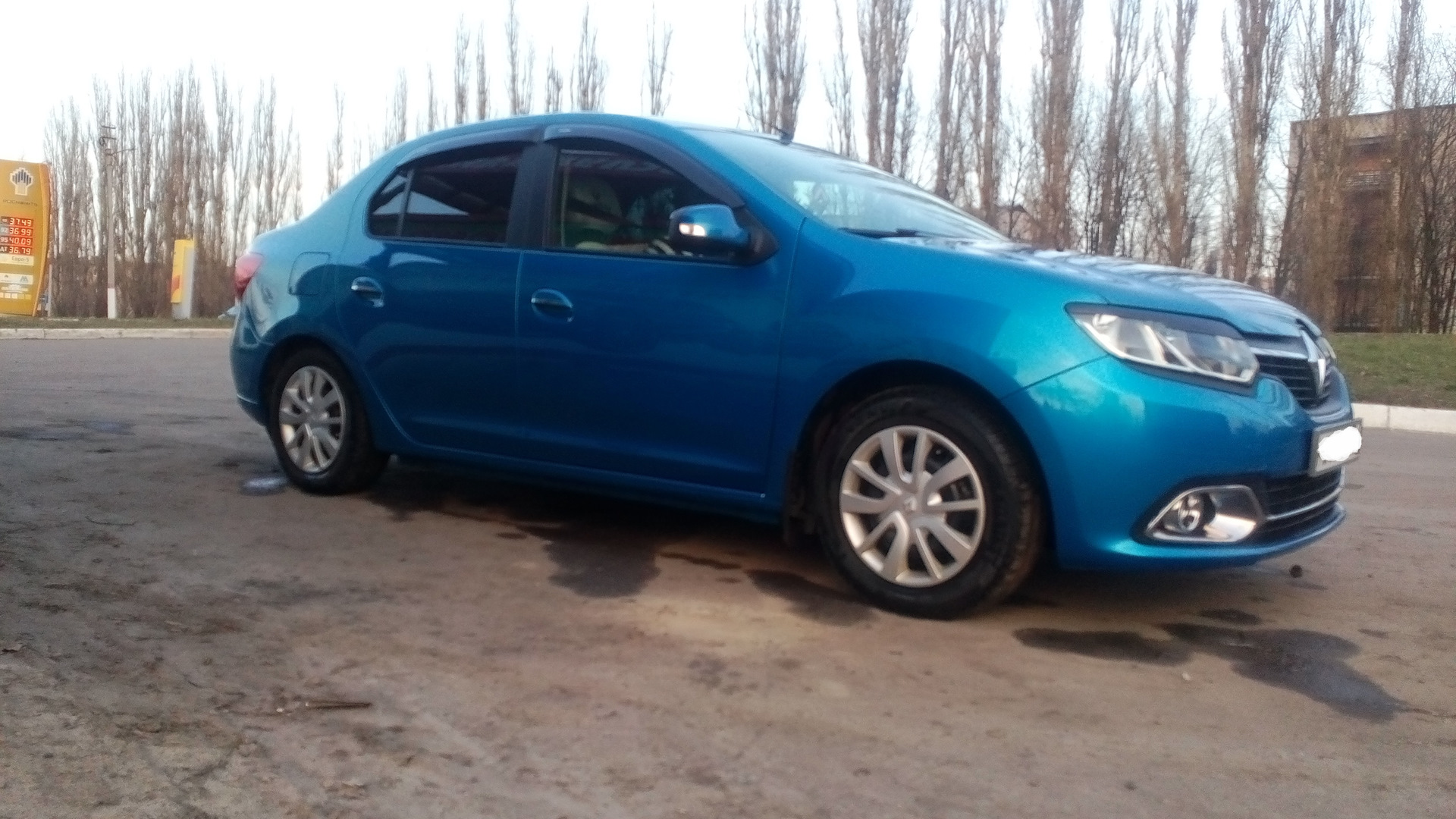 Рено логан 8кл. Renault Logan 2 8кл