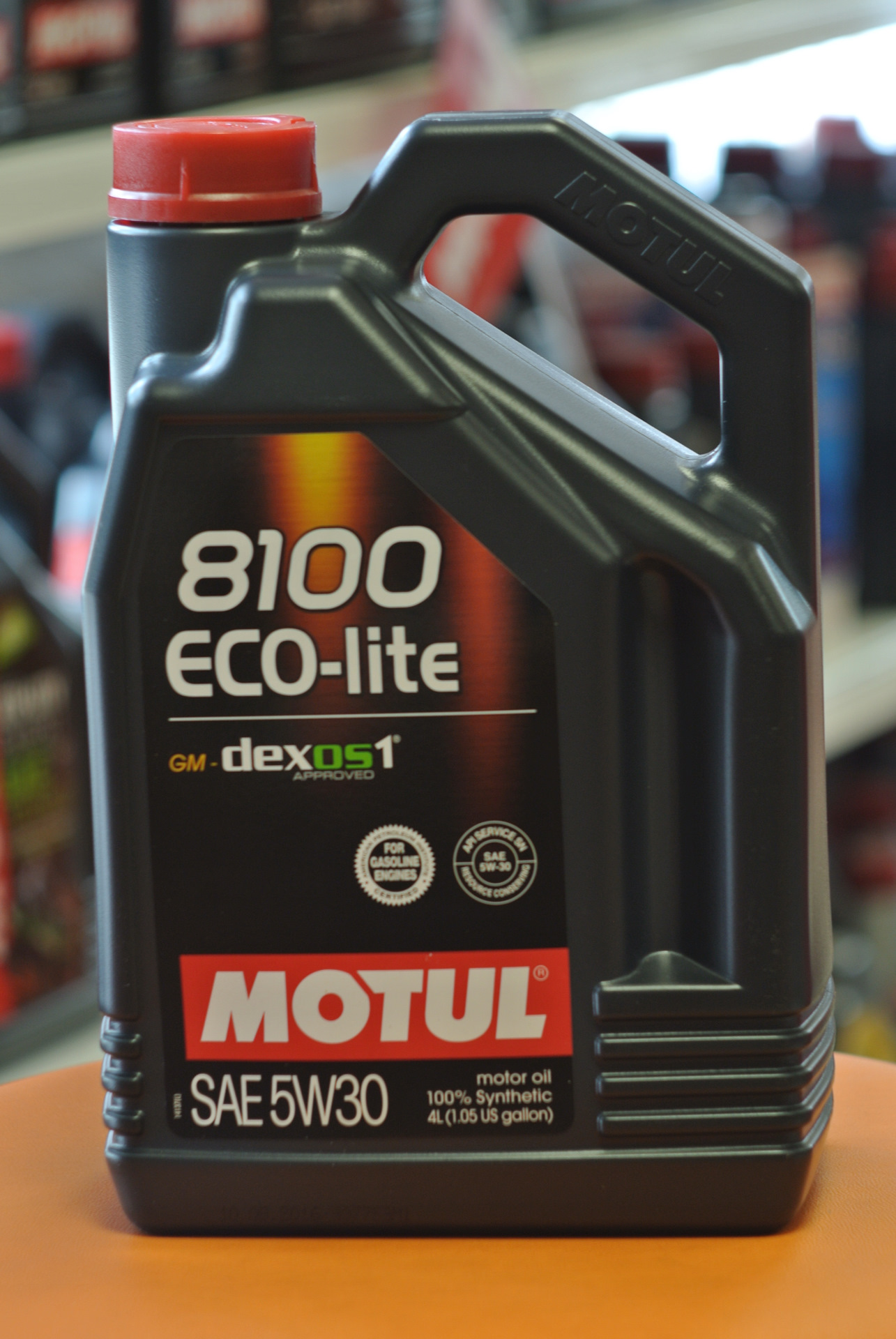 Мотюль эко лайт. Мотюль 8100 eco-lite 5w30. Motul eco lite 5w30 5л. Motul eco lite 5w30. Motul 8100 eco-clean 0w20, 5л.