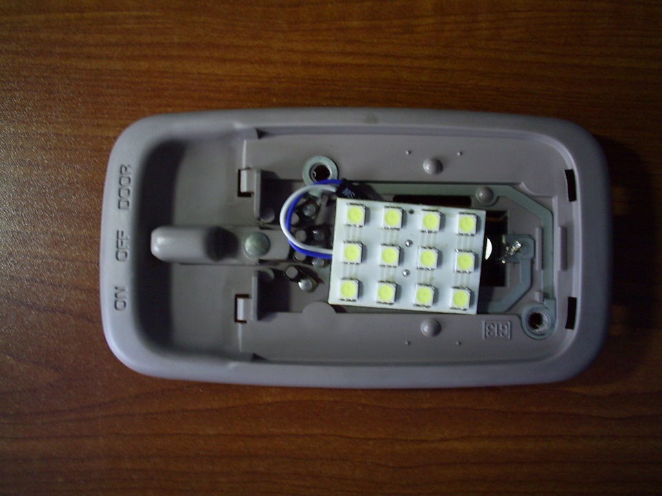 Установка светодиодной люстры — Toyota Corolla (100), 1,3 л, 1993 года ...