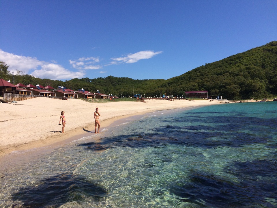 Dream bay. Пляж Окуневка Приморский край. Бухта малая Окуневая Приморский край. Пляж Приморский край бухта Окуневая. Бухта Окуневая находка.