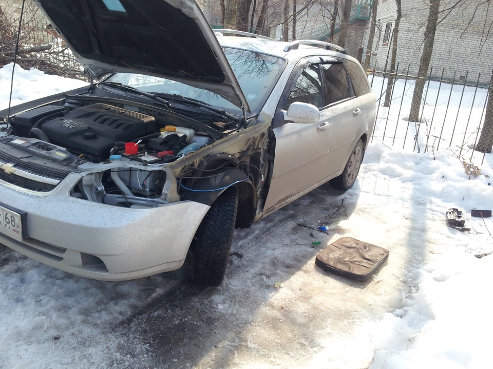 Меняем петли водительской двери — Chevrolet Lacetti SW, 1,6 л, 2009 ...