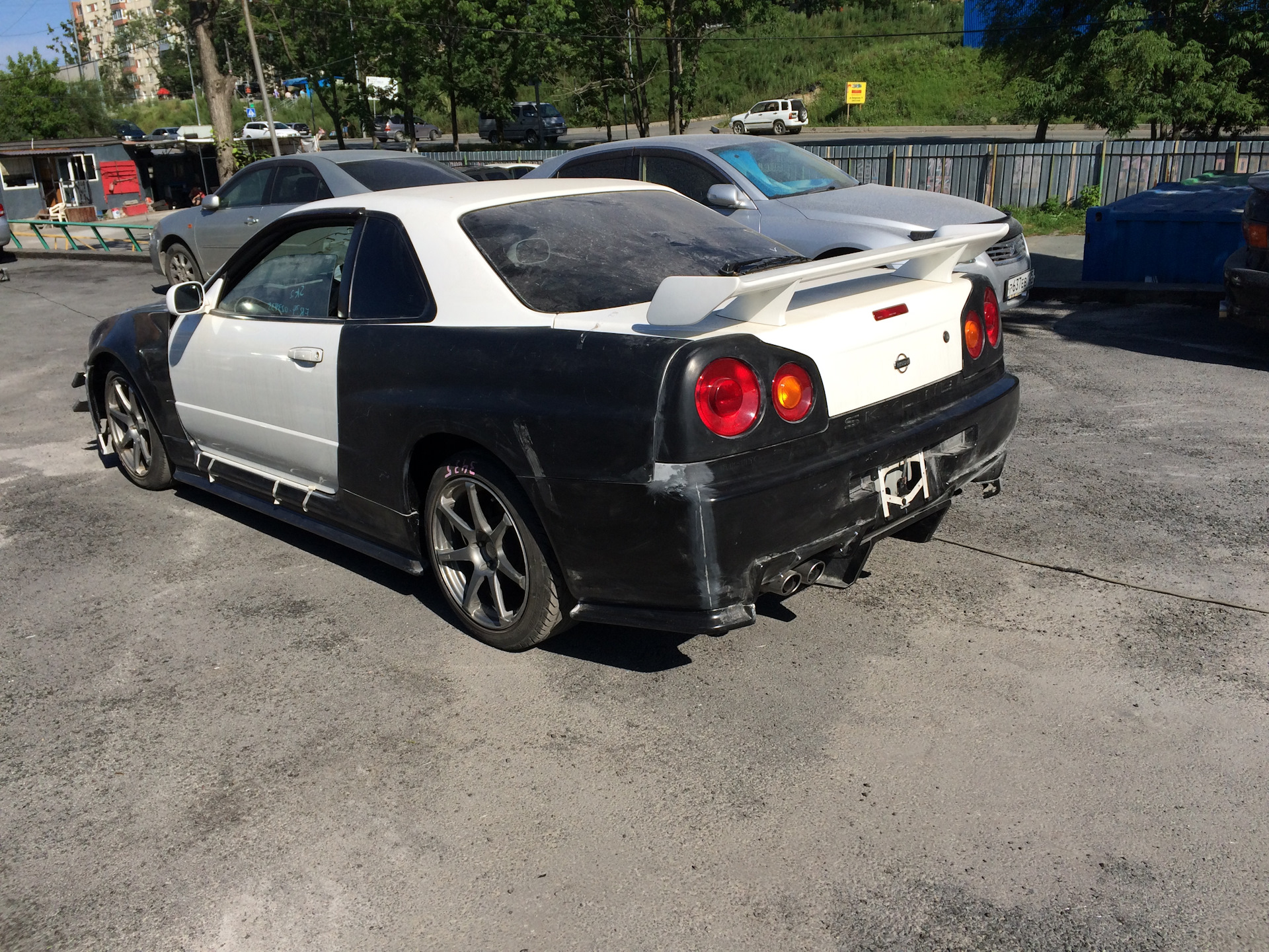 Neksa Autotuning Skyline r34