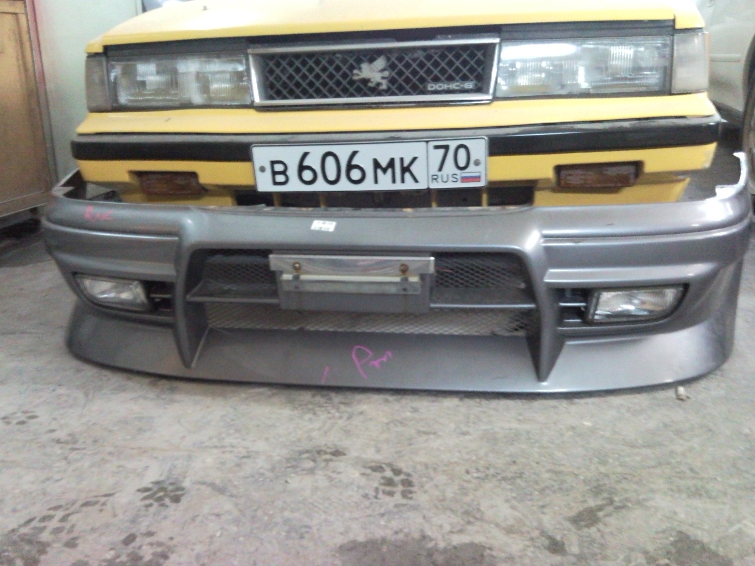 Perhaps such a bumper will be - Toyota Caldina 20 l 1995
