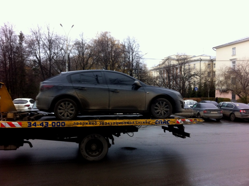 Эвакуатор попал в дтп