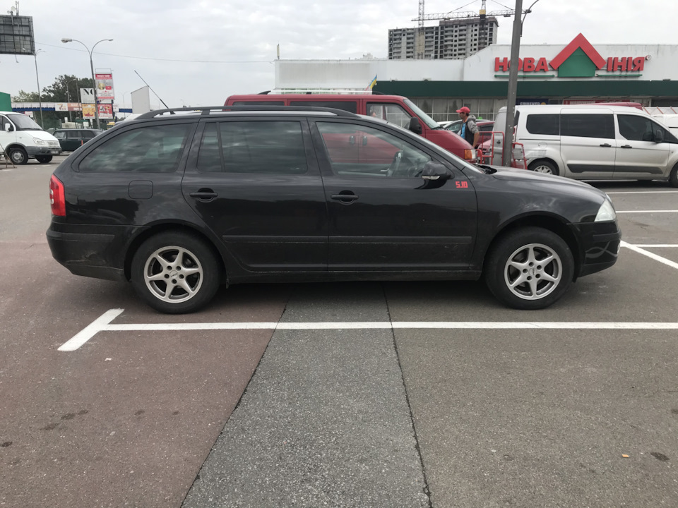 Лопнула пружина переднего амортизатора — Skoda Octavia Combi A5 Mk2, 1 ...