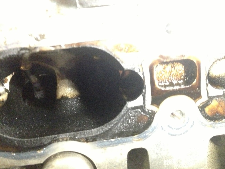 отчетливо виден нагар на тарелках — Skoda Octavia RS A7 Mk3