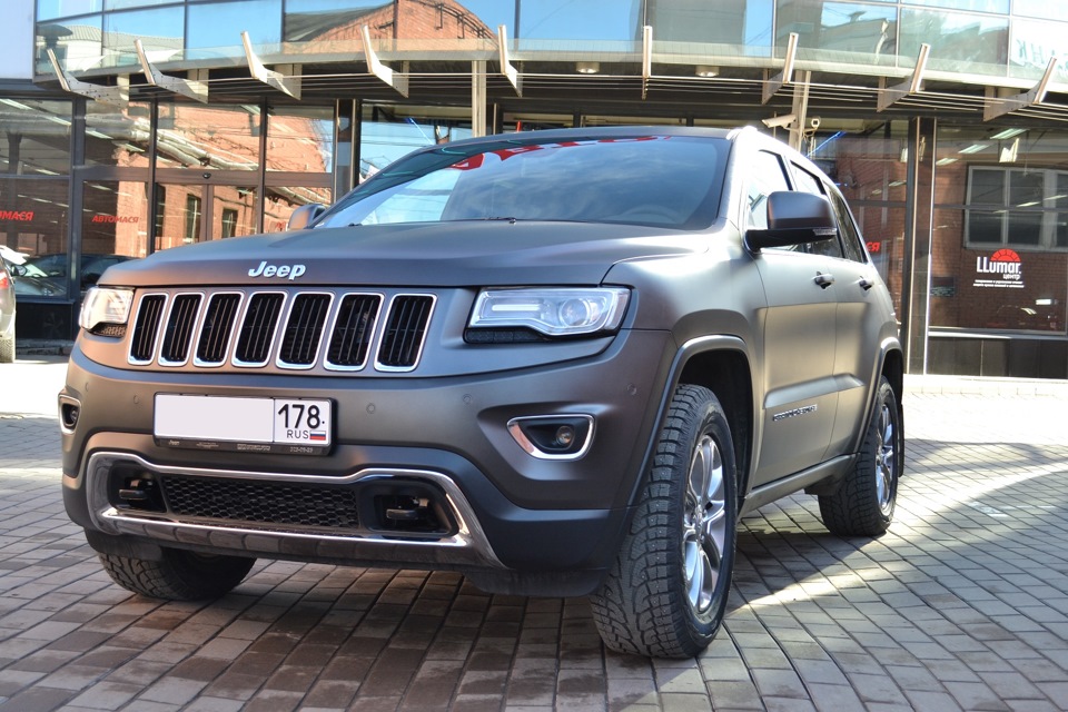 Jeep Grand Cherokee матовый черный СРТ