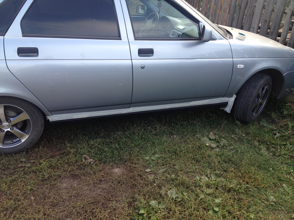 Покраска заводских порогов — Lada Приора седан, 1,6 л, 2007 года ...