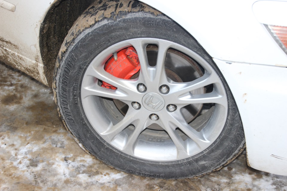 купил и обул на зиму!) — Toyota Altezza, 2 л, 2000 года | колёсные ...