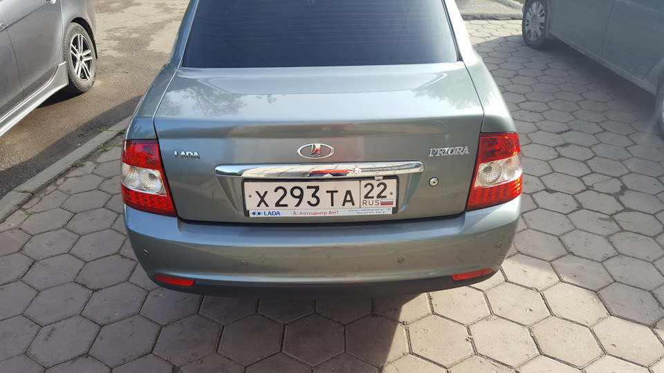 Бампер Приора 2+парктроник — Lada Приора седан, 1,6 л, 2012 года ...