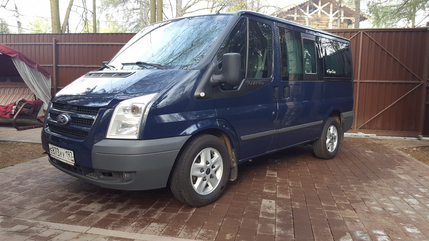 Форд транзит отзывы владельцев. Ford Tourneo 2010. Ford Transit 7g. Форд Транзит 2010 2.2 дизель. Форд Торнео 2010 года.