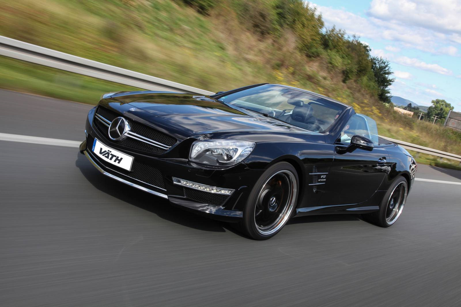 Red Mercedes Benz sl65 AMG